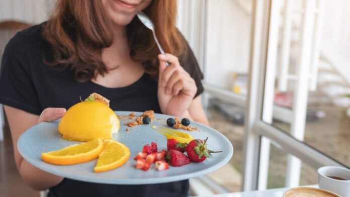 Les 4 fruits incontournables pour perdre du poids après 40 ans