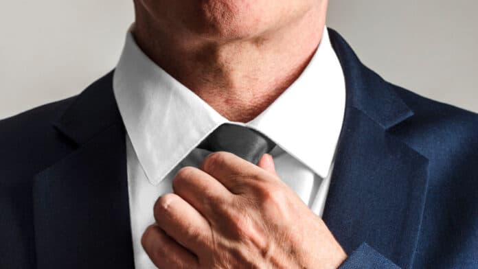 Comment choisir la largeur d'une cravate slim homme ?